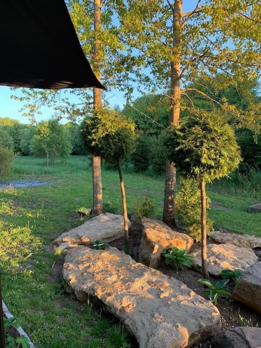 Small Cozy 3-Room House With Terrace & Large Garden Ilmandu Buitenkant foto