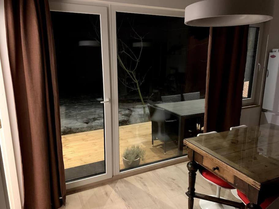 Small Cozy 3-Room House With Terrace & Large Garden Ilmandu Buitenkant foto